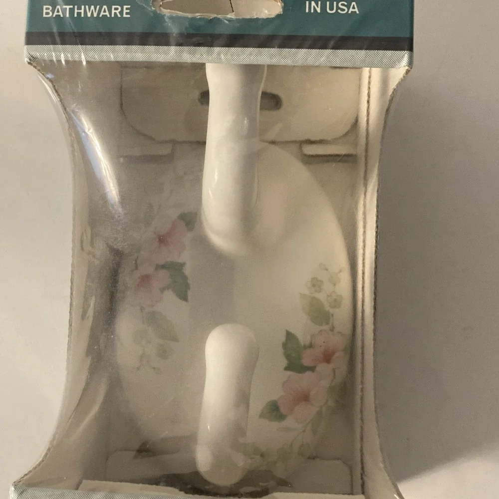 Vintage LENAPE Double Robe Hook White Porcelain with Blossoms Flowrrs New -T